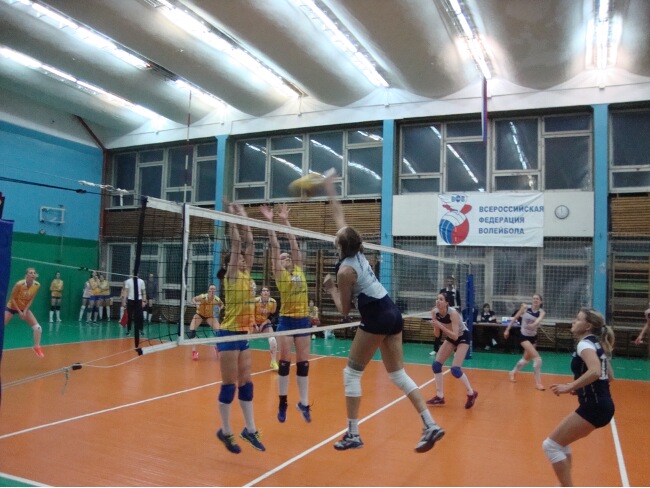 Нажмите для увеличения Финал чемпионата Санкт-Петербурга среди женских команд.