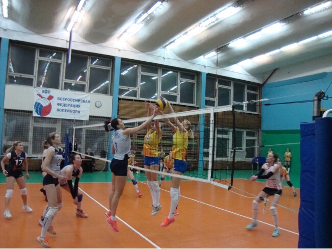 Нажмите для увеличения Финал чемпионата Санкт-Петербурга среди женских команд.