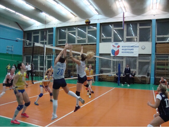 Нажмите для увеличения Финал чемпионата Санкт-Петербурга среди женских команд.