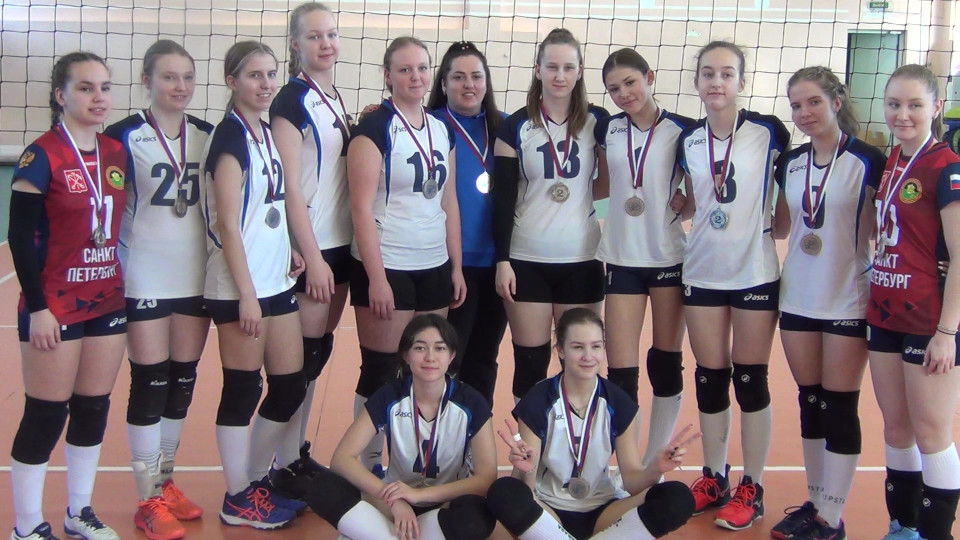 Серебряные призёры Первенства СПб 2021/22 г.г. среди девушек 2007 г.р.