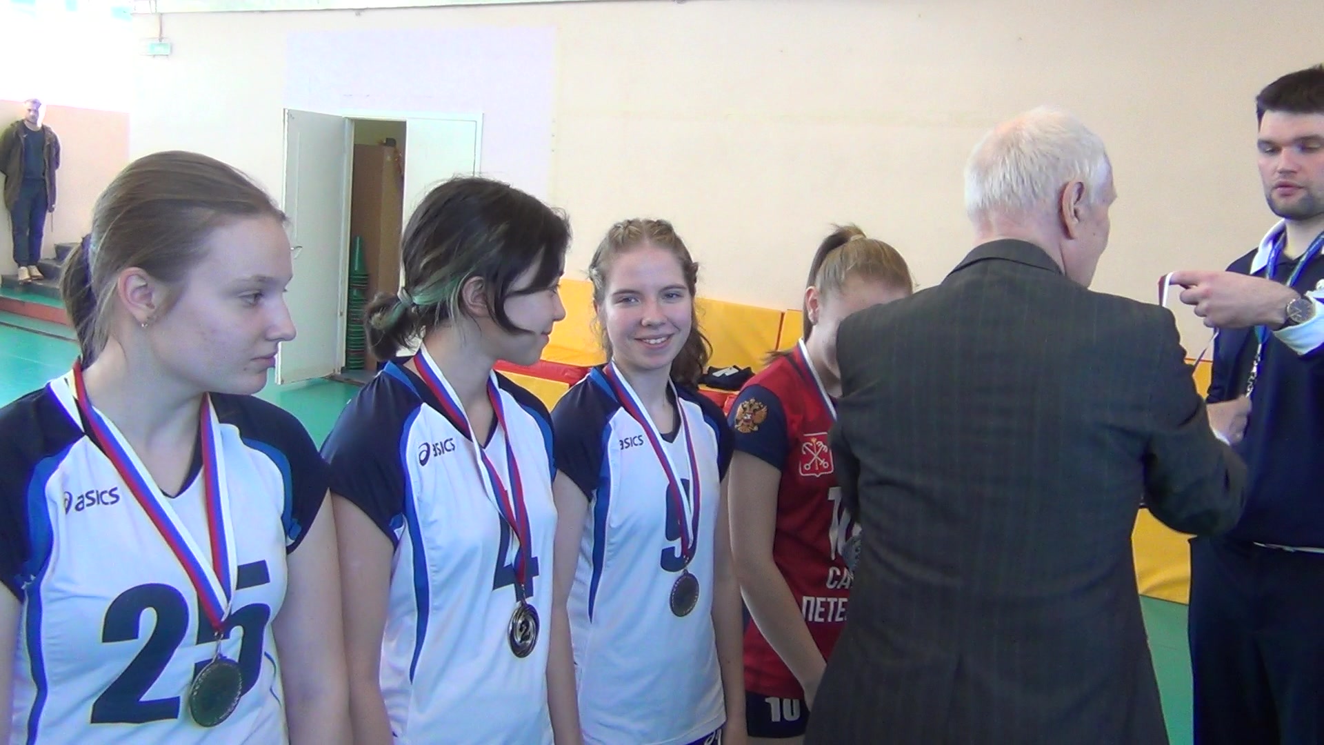 Серебряные призёры Первенства СПб 2021/22 г.г. среди девушек 2007 г.р.