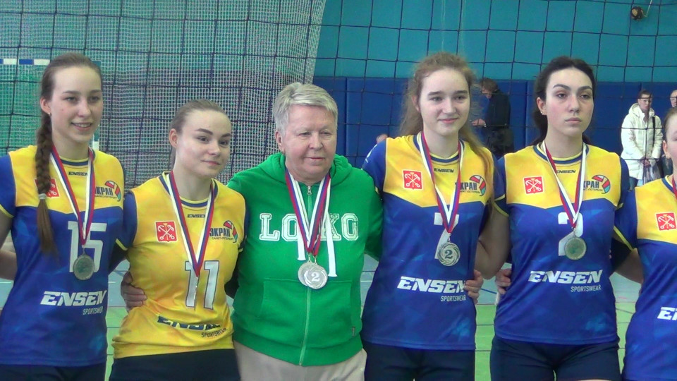 Серебряные призеры Первенства СПб 2021/22 г.г. среди девушек 2006 г.р.