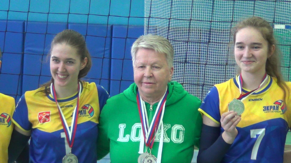 Серебряные призеры Первенства СПб 2021/22 г.г. среди девушек 2006 г.р.