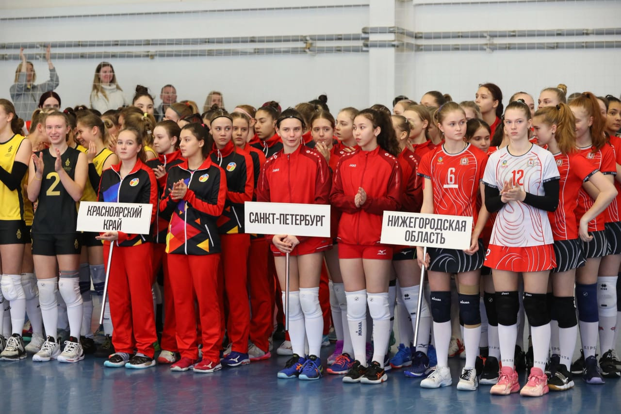 Серебряные медалисты первенства России 2023 года по волейболу среди девушек до 16 лет