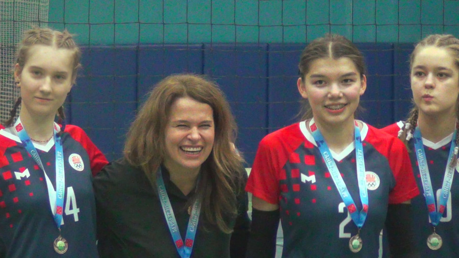 Василеостровская СШОР, серебряные призёры Первенства СПб среди девушек 2008 г.р.