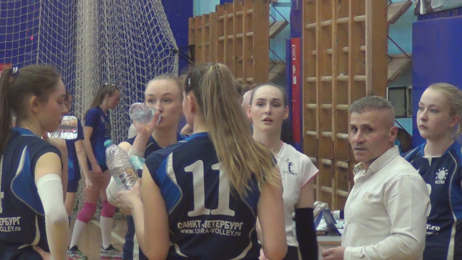 Серебряные призёры чемпионата Санкт-Петербурга 2023/24 среди женских команд