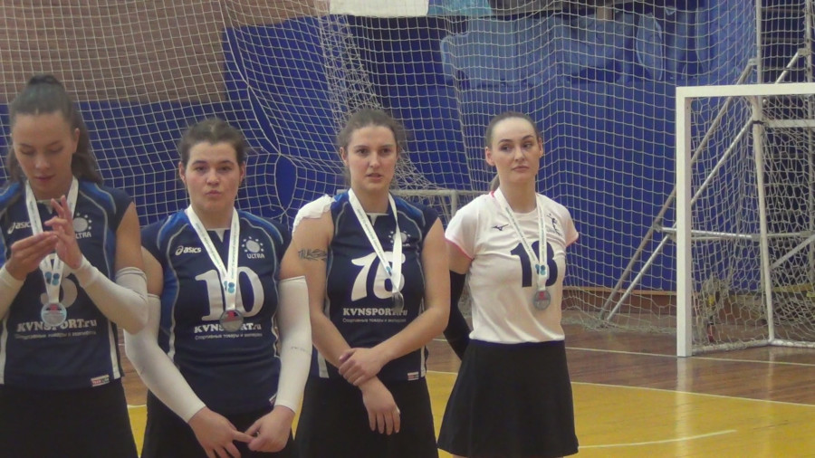 Серебряные призёры чемпионата Санкт-Петербурга 2023/24 среди женских команд