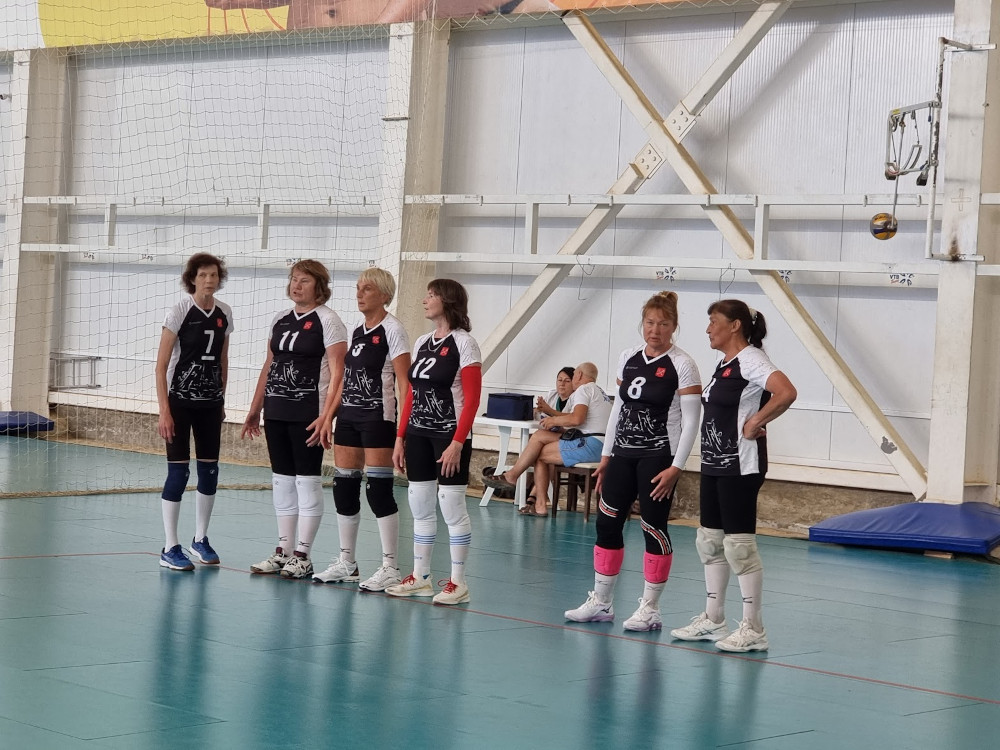 Всероссийские соревнования по волейболу среди мужских и женских команд ветеранов