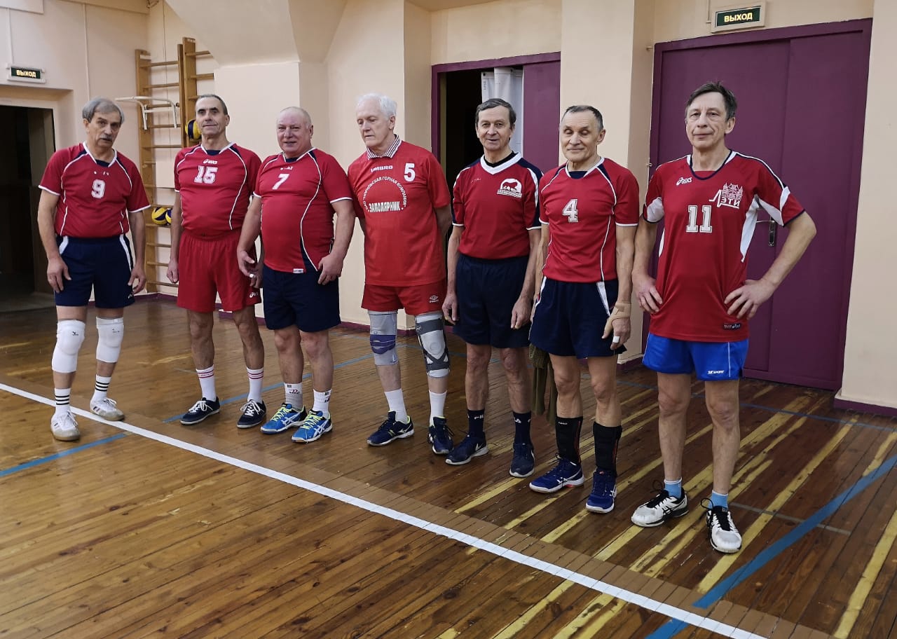 Ветераны-волейбола - Турнир Рождественские встречи 19 дек 2021 Ветераны-волейбола - Турнир Рождественские встречи 19 дек 2021